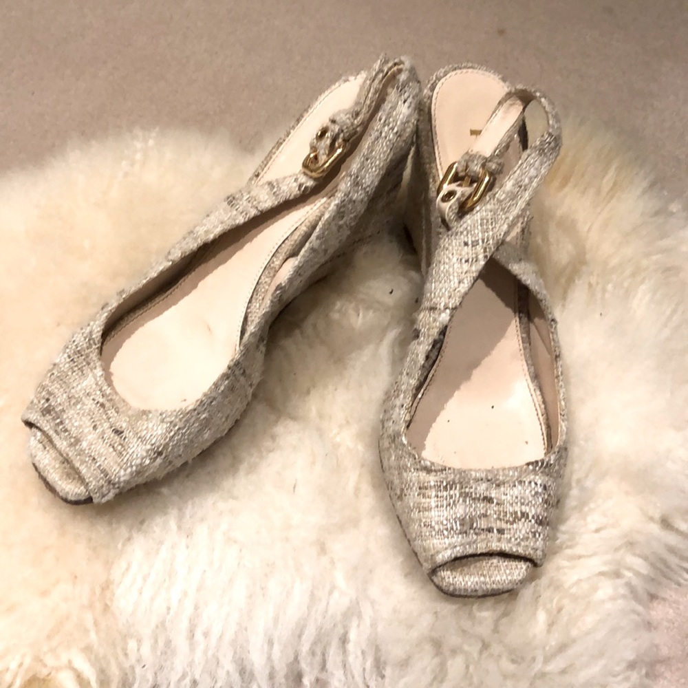 Prada weaved fabric wedge. Size 6.